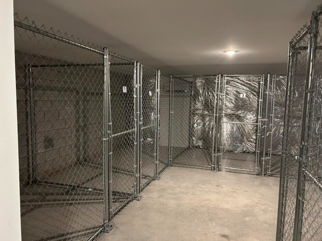 storage enclosure chain link fence condos neptune2